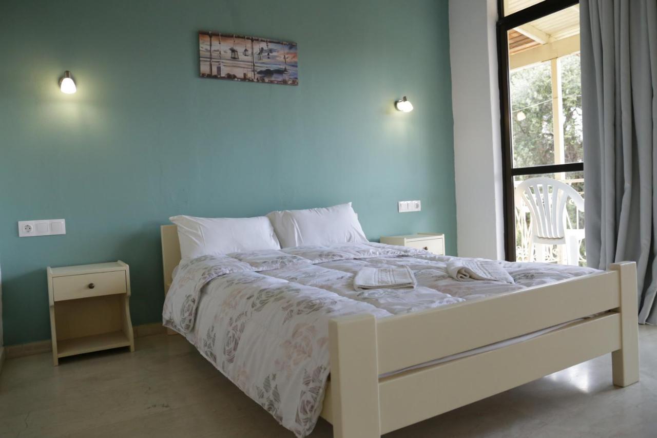 Appartamento Gardelis Gardens Benitses  Esterno foto