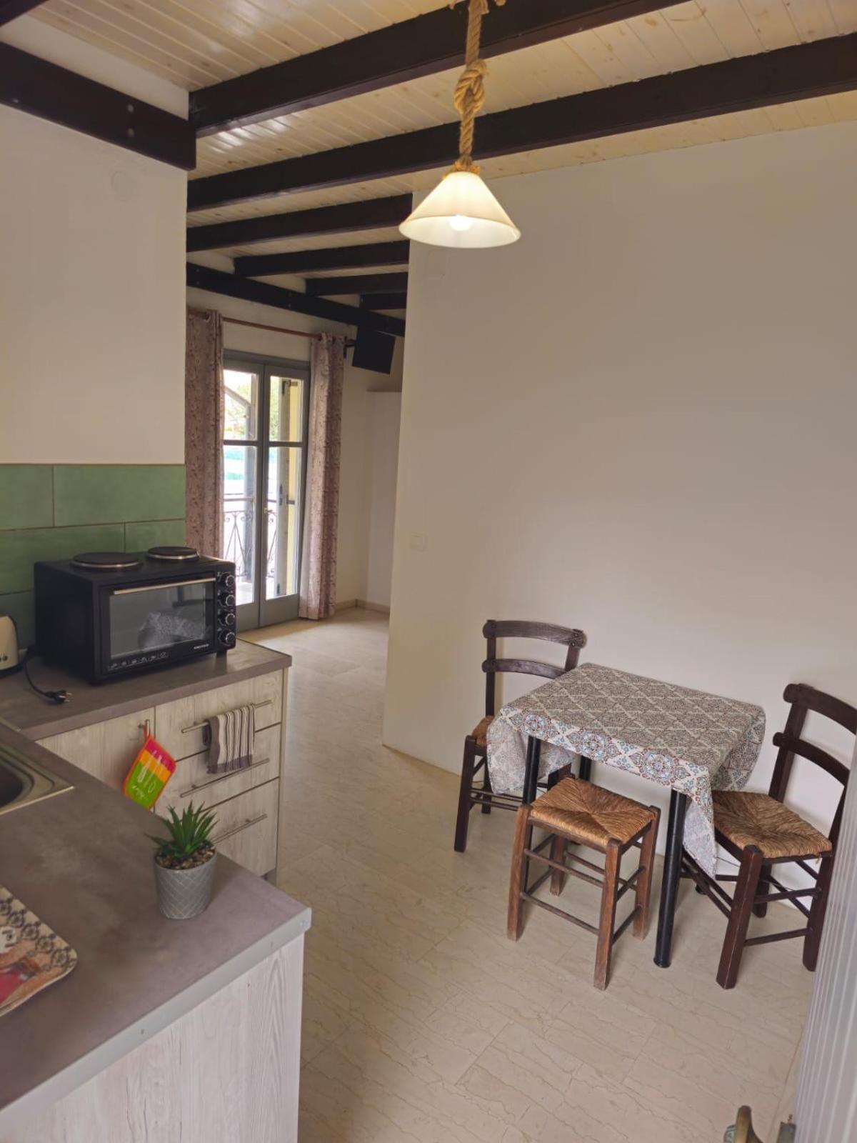 Appartamento Gardelis Gardens Benitses  Camera foto
